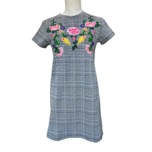Zara Black and White Plaid Sheath Dress Short Sleeve Crew Neck Sequin Flowers - Picture 3 of 13